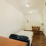 Apartamento Aconchegante Com Estacionamento Na 25 De Marco