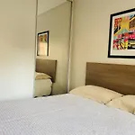 Apartamento a 200 metros da Paulista com AC