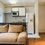 Apartamento a 200 metros da Paulista com AC