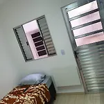 O Albergue Hostel