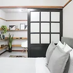 UNU 1211 Flat Santa Cecília