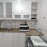 Apartamento 60 mt inteiro em Moema