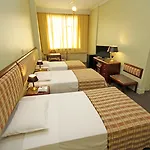 Hotel San Raphael