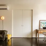 2 Suite Oasis Escape In Chaotic Sp