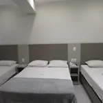 Hotel Urbis a 10 minutos Rua 25 de Março, Brás,Bom Retiro,a 2 minutos do Mirante Sampa Sky e pista de Skate Anhangabaú