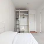 Um Dormitorio Com Varanda Ao Lado Do Shopping Morumbi