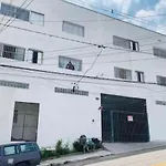 Studio Terreo No Bairro Tremembe-Sp