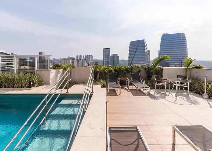 Apartamento com vaga e vista panorâmica - Vila Olímpia