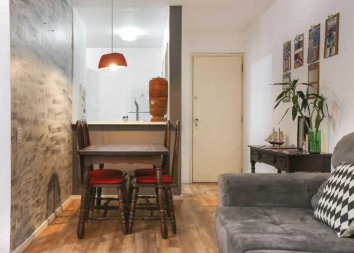 Apartamento espaçoso em Pinheiros ao lado do metrô