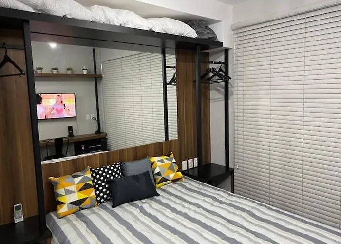 Studio Estilo Indus. Metro Luz