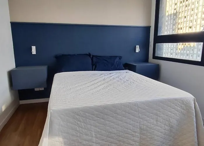 Studio Moderno Em Pinheiros - Alves Guimaraes, Oscar Freire, Reboucas