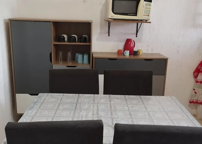 Apartamento 01 Jardim Peri Quarto Cozinha Banheiro