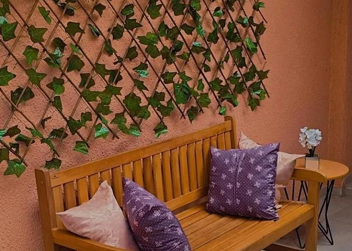 Le House Hostel