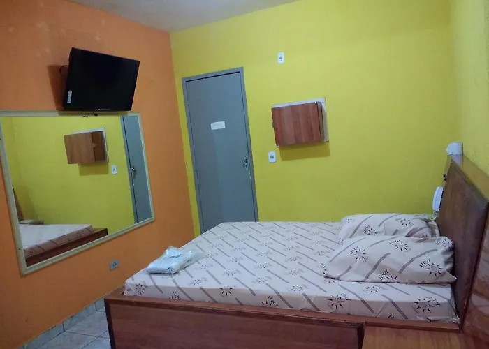 Hotel Livstar