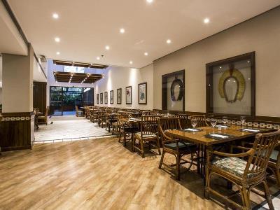Estanplaza Paulista Hotel