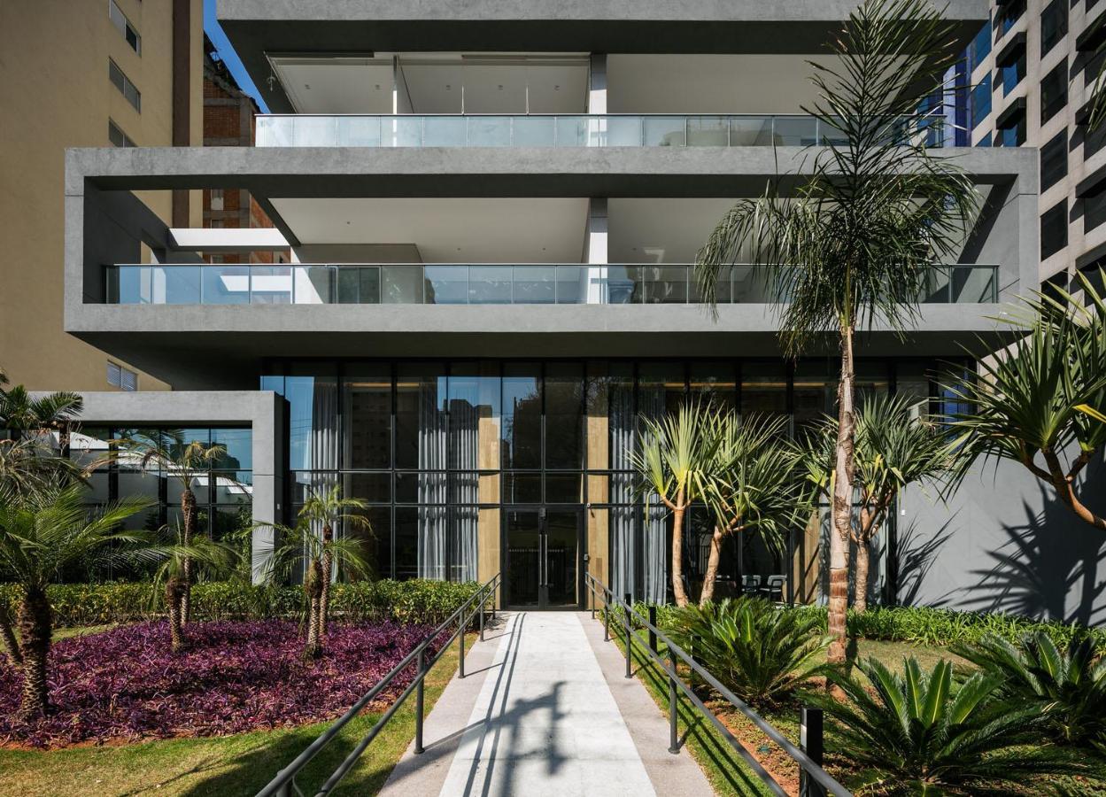 Apartamento Loft Em Moema, Proximo Ao Metro, Com Estacionamento No *