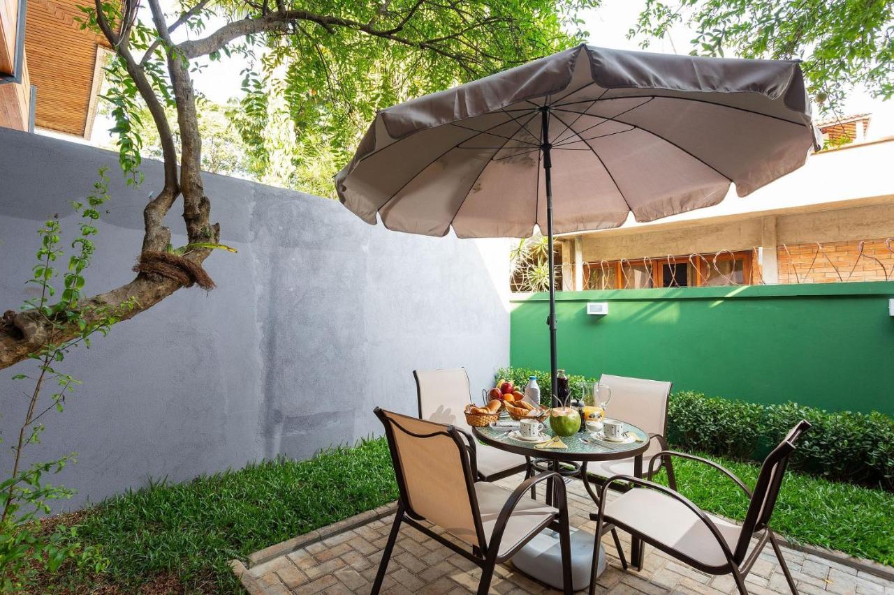 Apartamento Com Quintal Em Alto De Pinheiros São Paulo