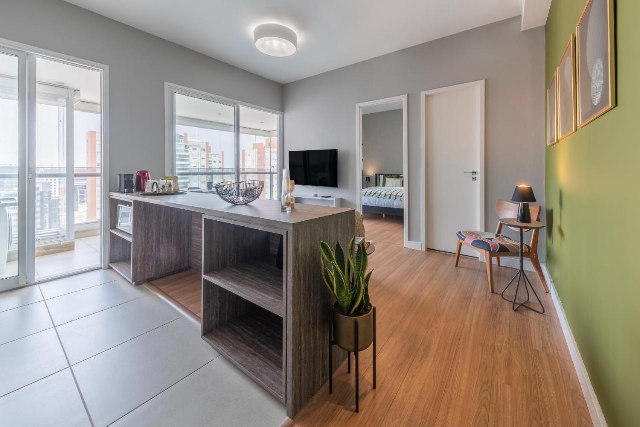Apartamento Completo Com Varanda - Vila Olimpia Sao Paulo