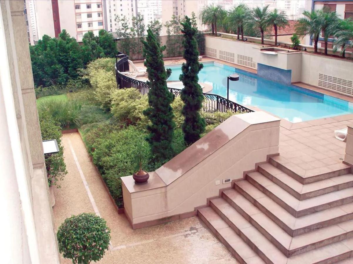 Hotel Flat Pamplona 5*