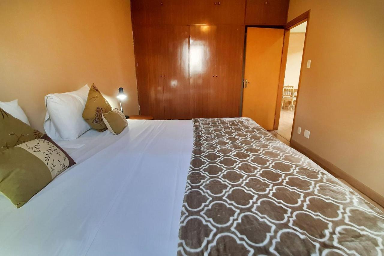 Apto Grande Com Rede De Descanso Na Sala | Wifi 100 Mb Apartamento