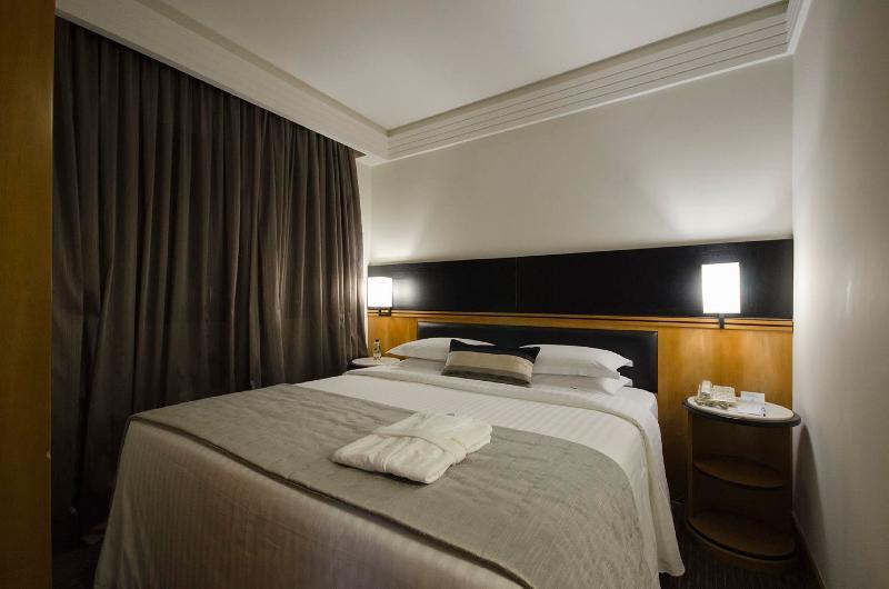 Estanplaza International 4*