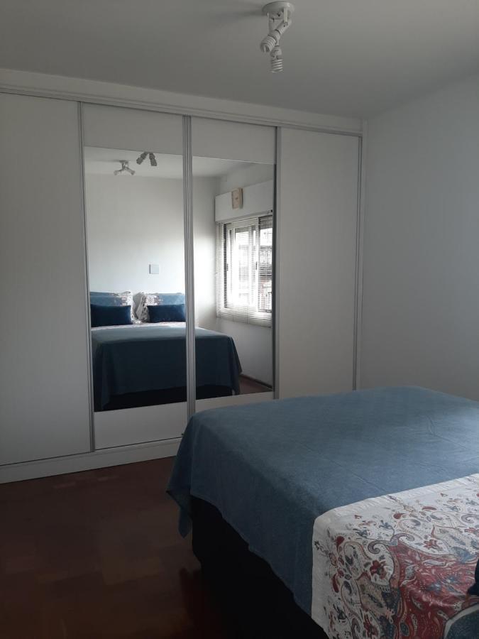 Apartment Aconchegante Com Estacionamento Na 25 De Marco *