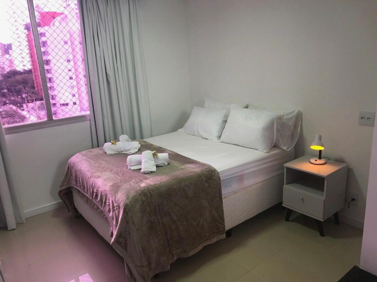 703 - Apto Inteiro Morumbi 703 Apartment *