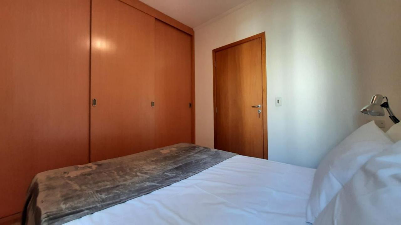 Apartamento Apt De 2 Quartos, 3 Quadras Av Paulista E Wi-fi 250 Mbs São Paulo