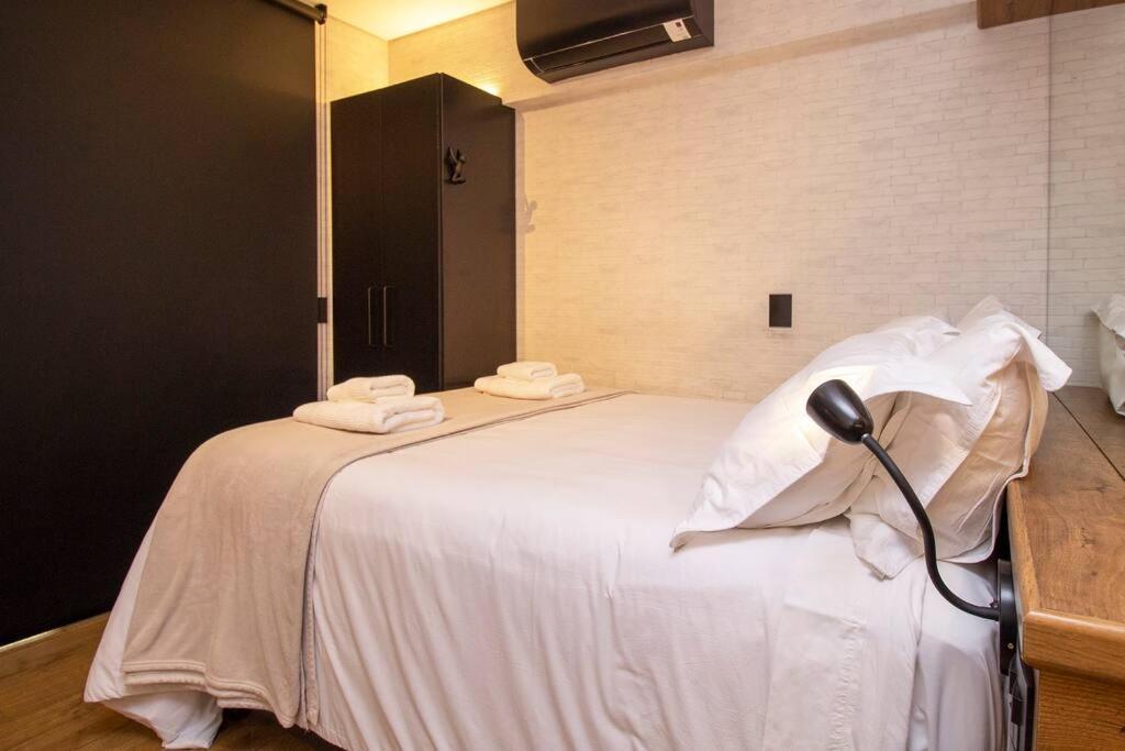 Bhomy Paulista Com Varanda Na Rua Augusta Au101 Apartment Sao Paulo