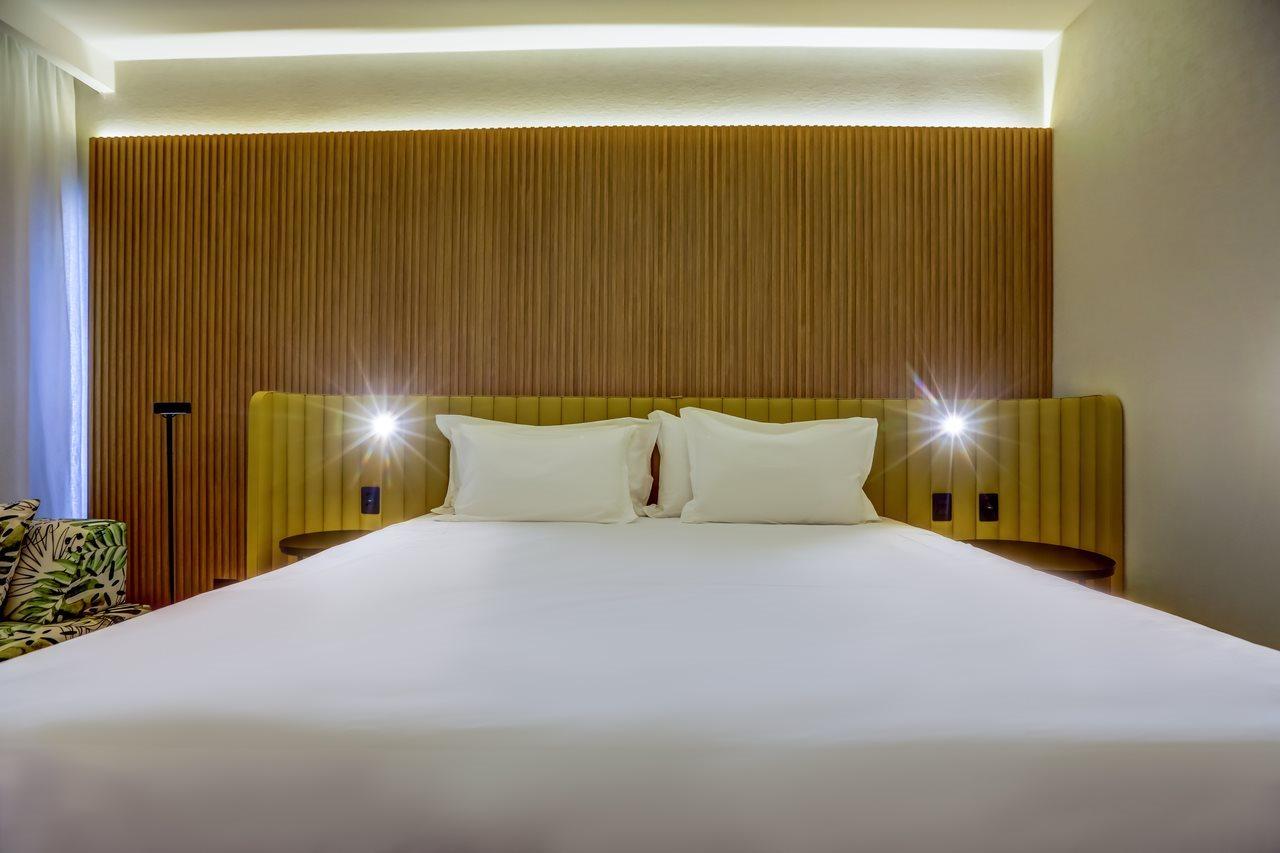 Hilton Garden Reboucas