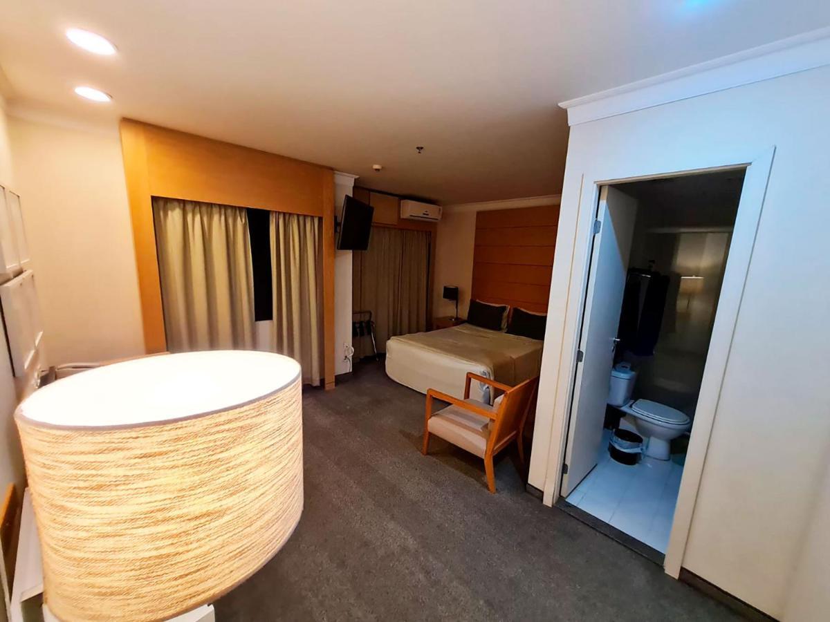 Apartamento Flat Com Wifi Ao Lado Do Aeroporto De Congonhas Sp *