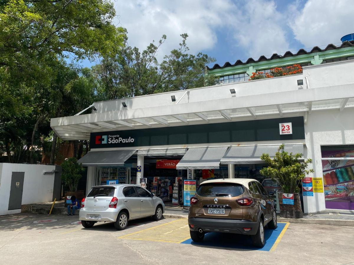 Apartamento Caiapo, Ibc, Autodromo Interlagos, Pq Da Monica, Expo Transamerica, Aeroporto De Congonhas *