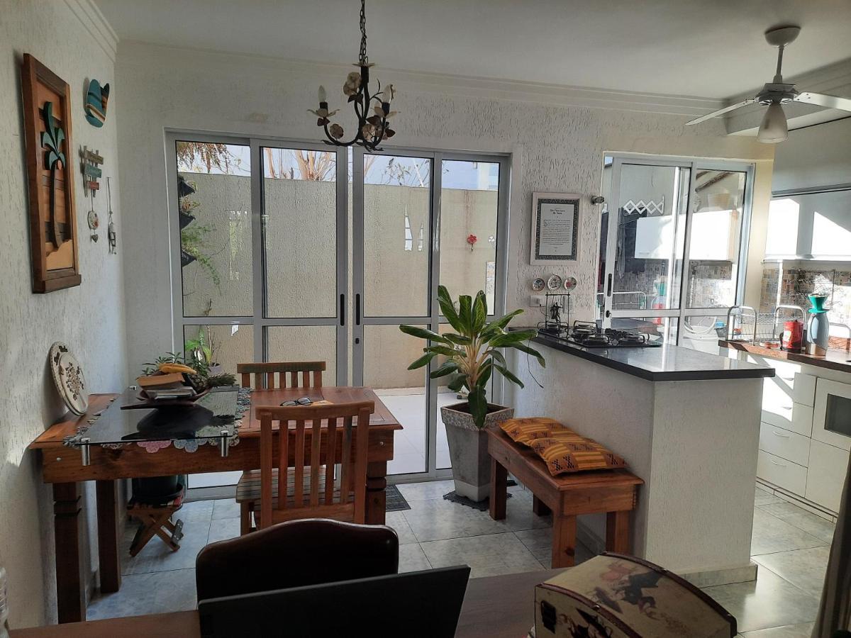 Charmosa Casa Em Condominio Com Quintal Holiday home *