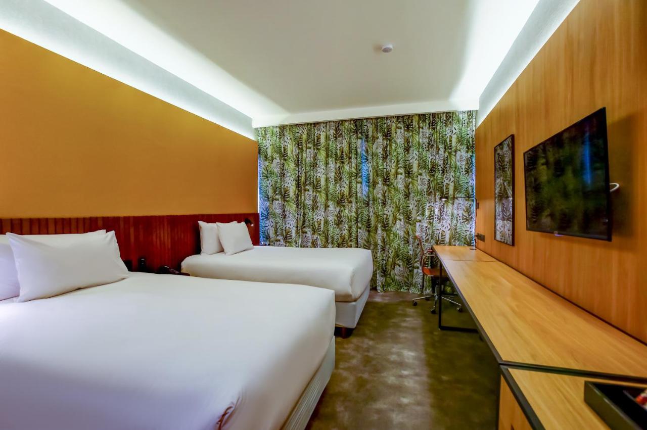 Hotel Hilton Garden Reboucas 4*