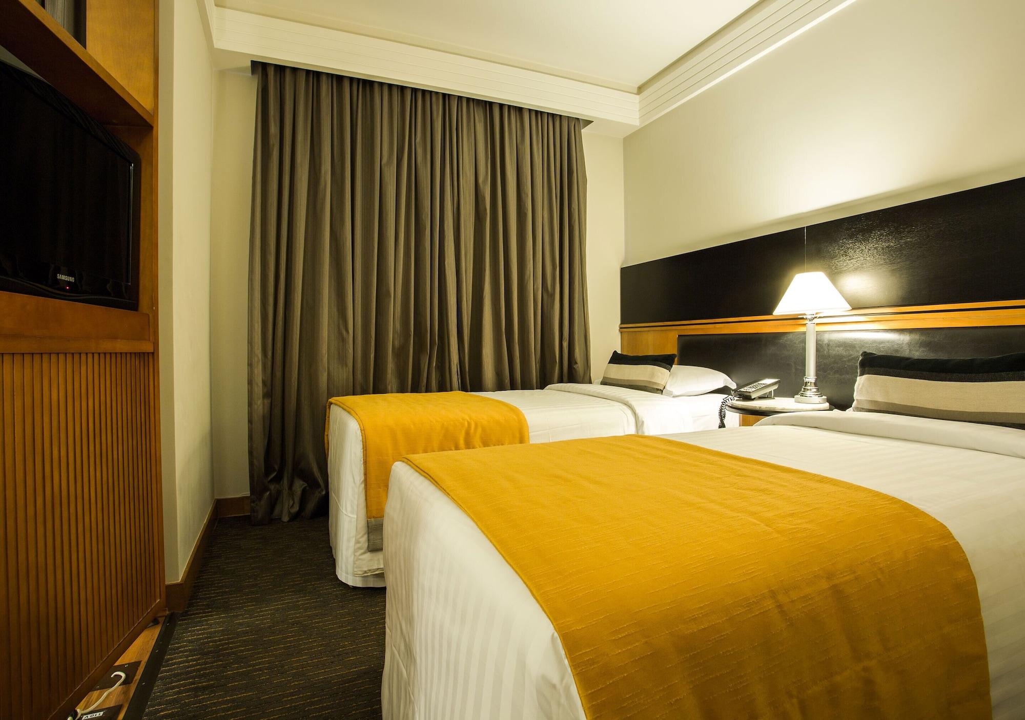 Estanplaza International Hotel