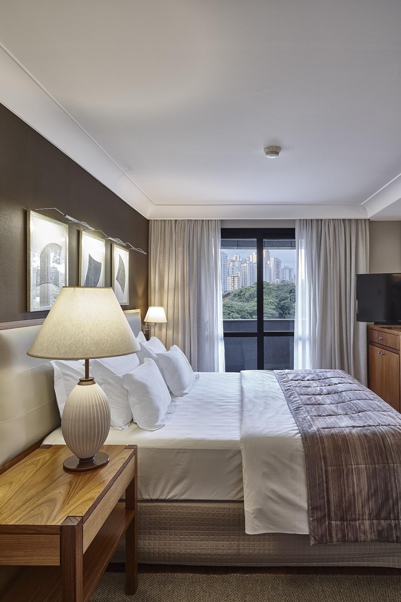 George V Alto De Pinheiros Hotel