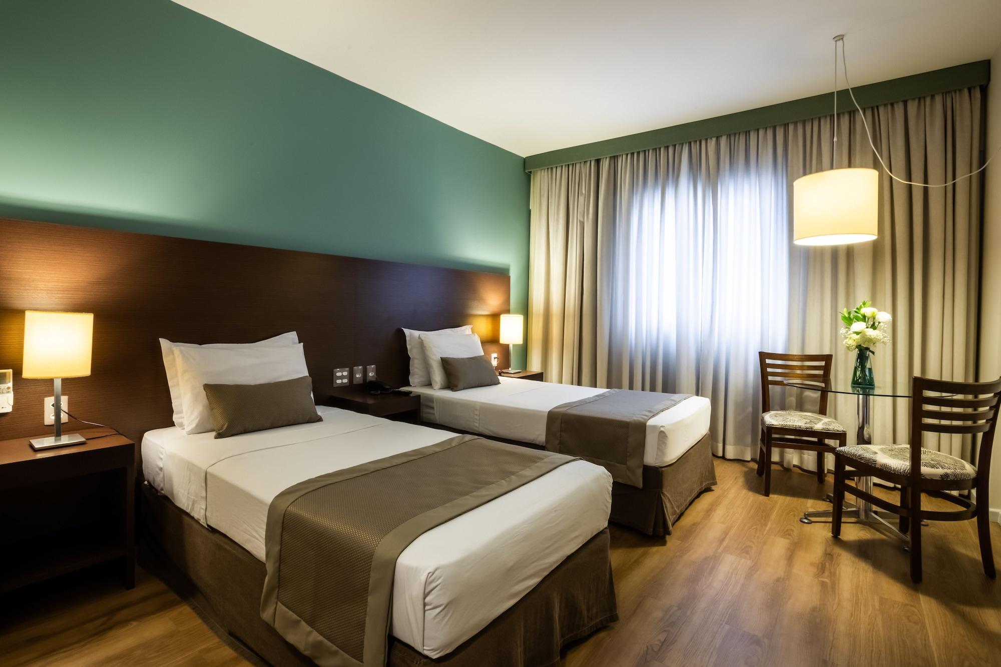Panamby 4*
