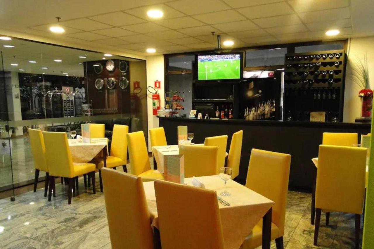 Aparthotel A1 Flats Red Pool Berrini