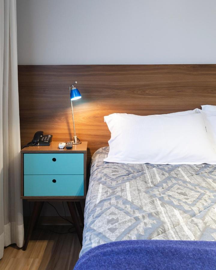 Flat Confortavel Na Rua Haddock Lobo Apartamento