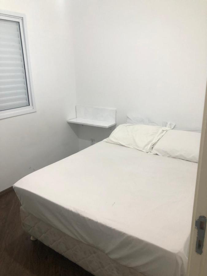 Apartamento Bem Localizado *