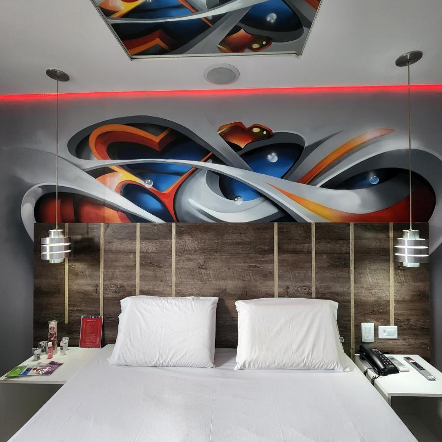Love hotel Spot Sao Paulo