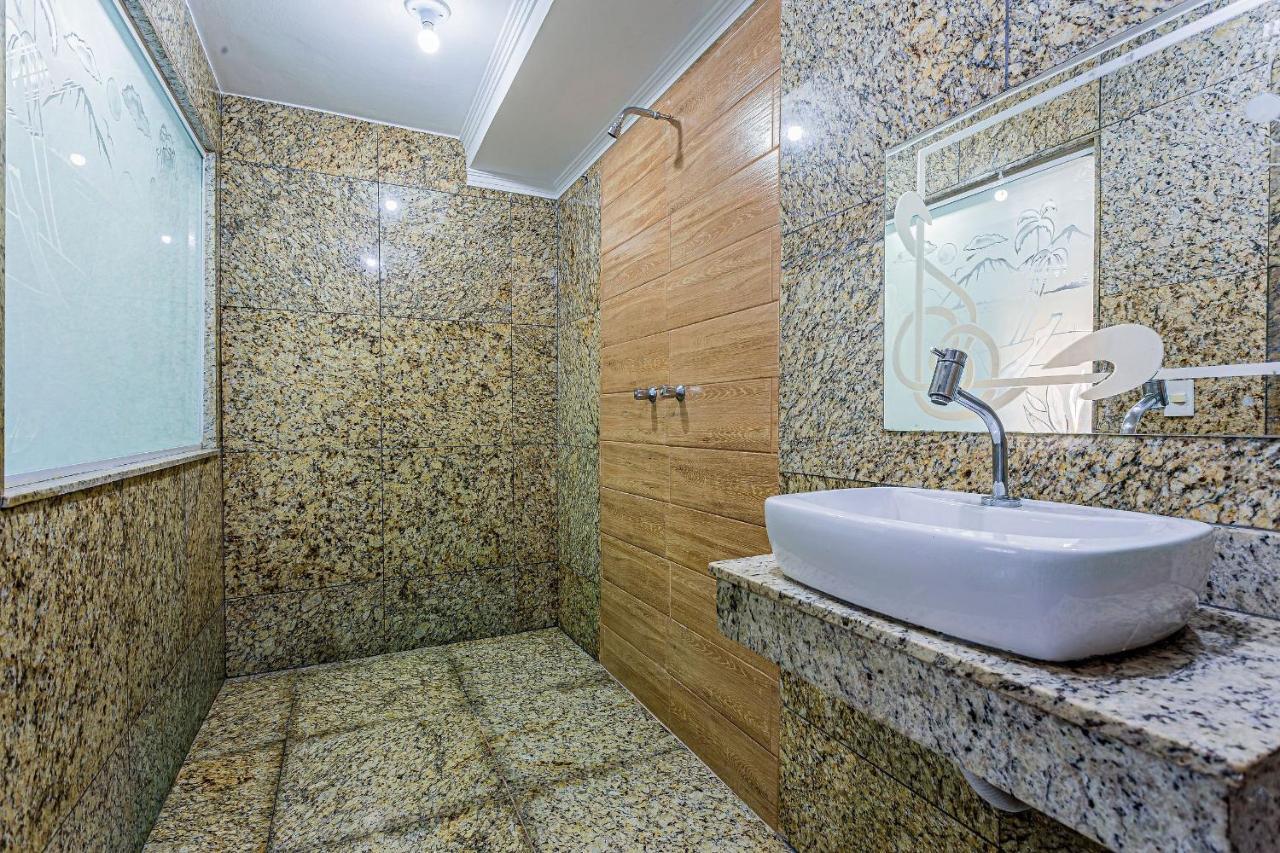 Age 3* São Paulo