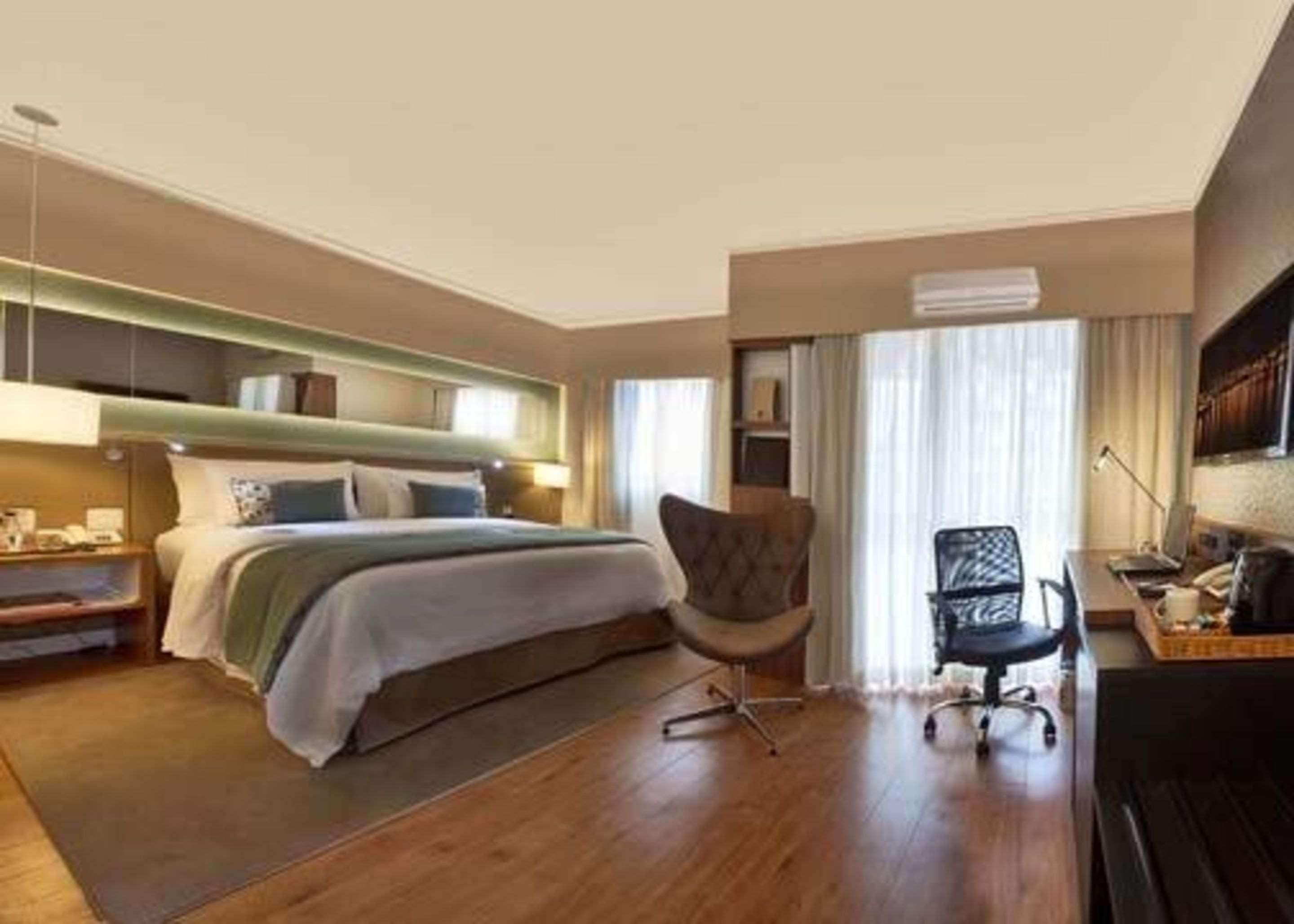 Clarion Faria Lima Hotel