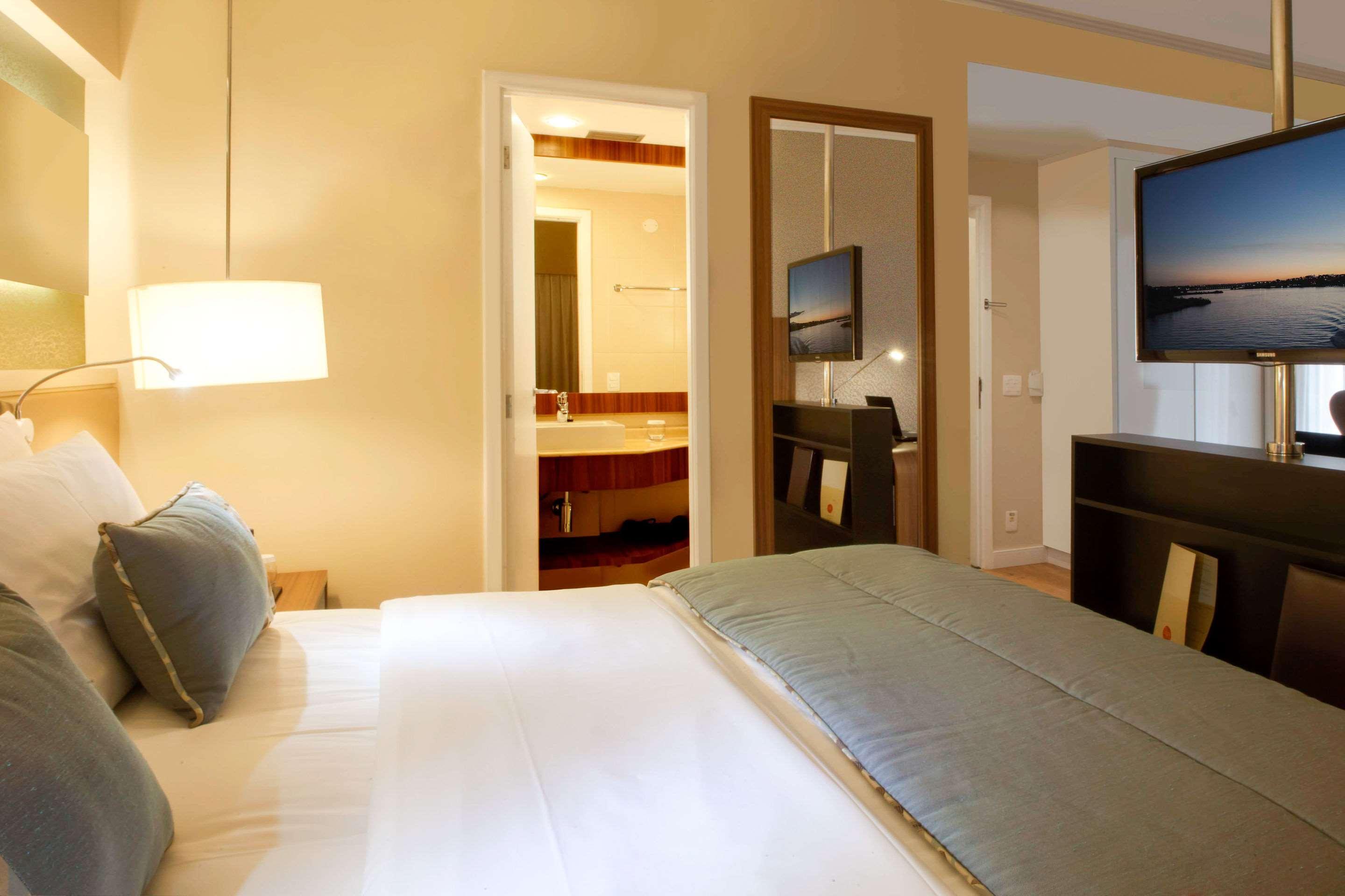 Clarion Faria Lima 5* Sao Paulo