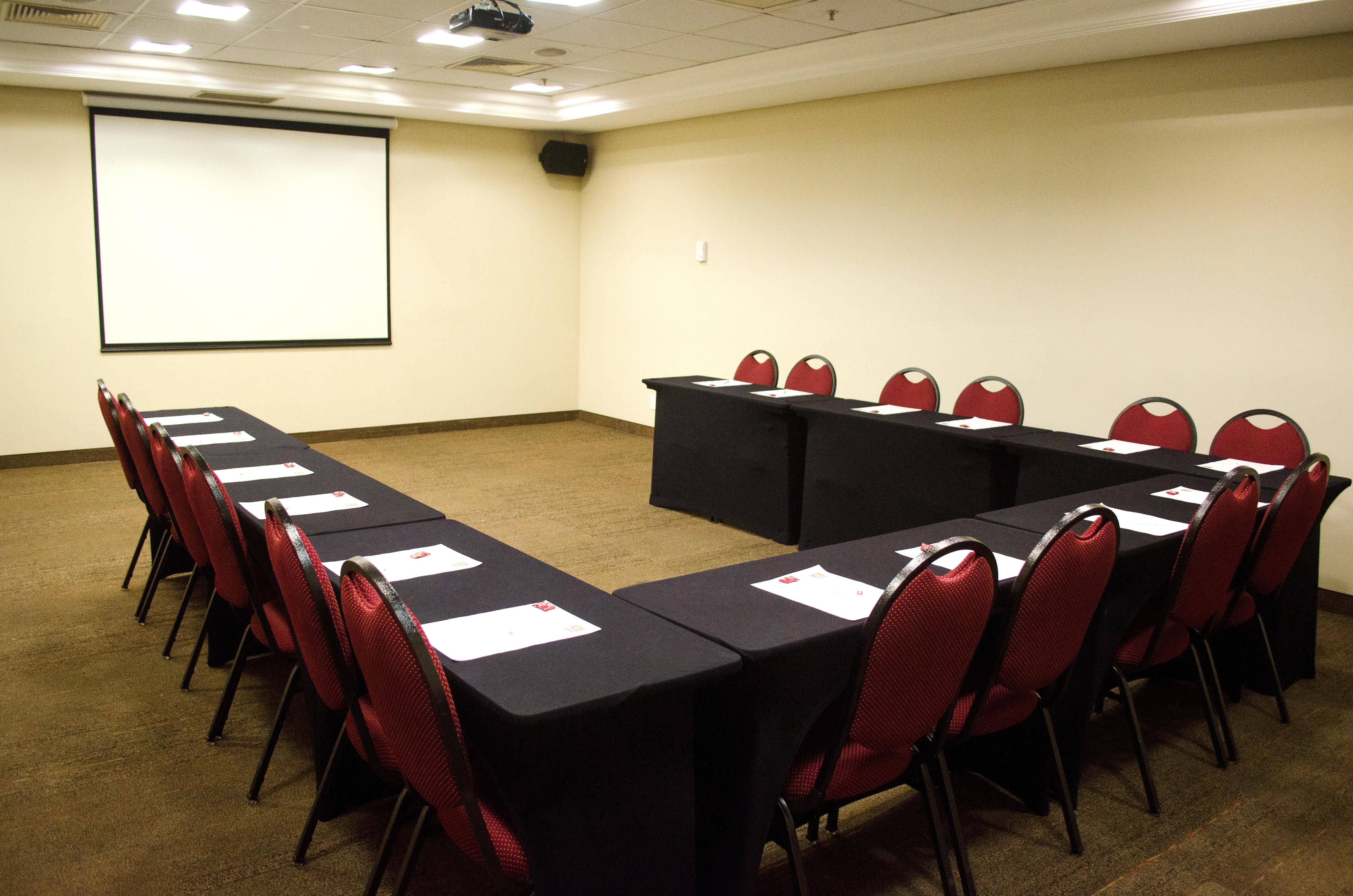 Clarion Faria Lima 5* Sao Paulo