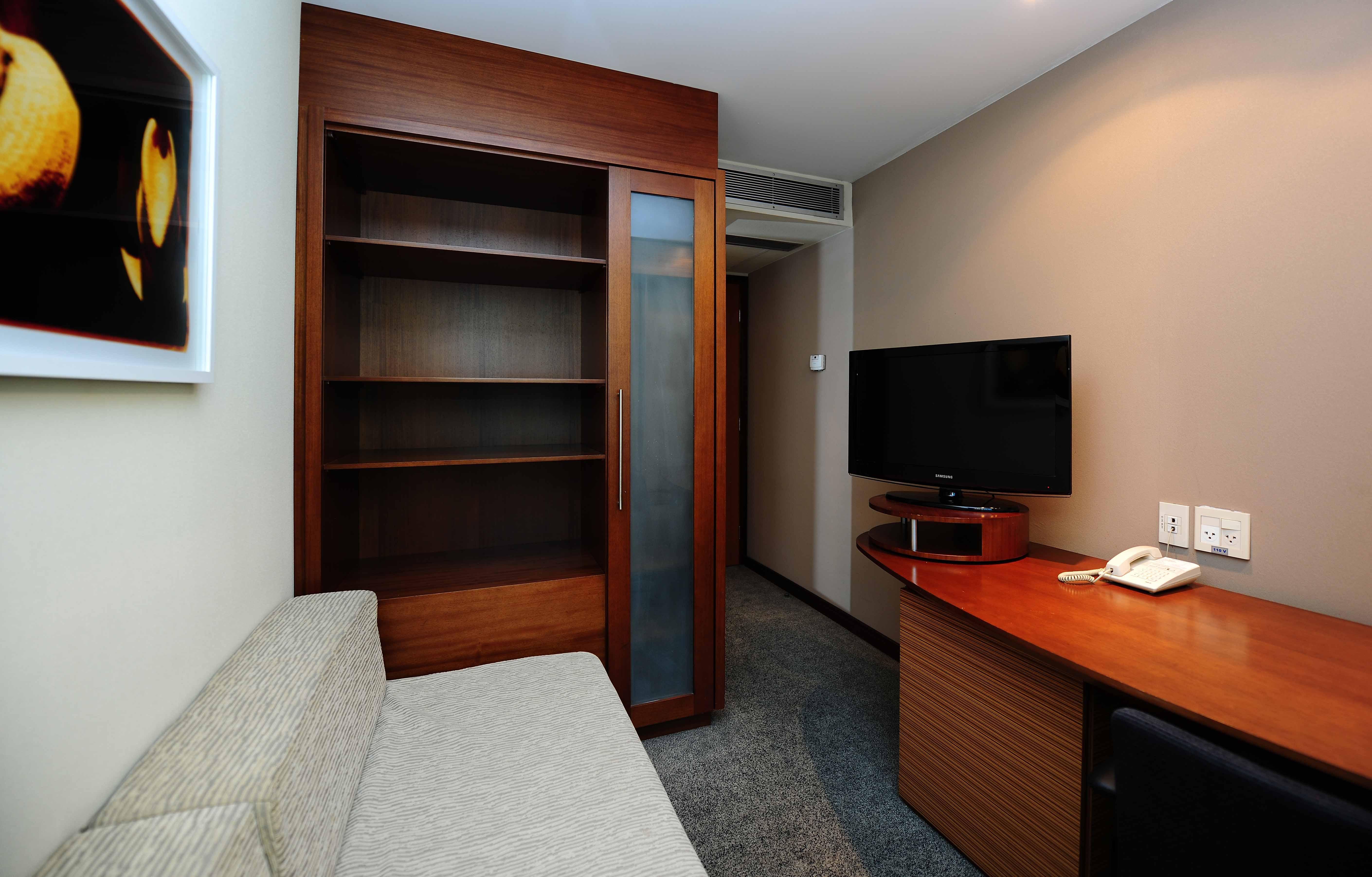 Wyndham Ibirapuera Convention Plaza Hotel 4*