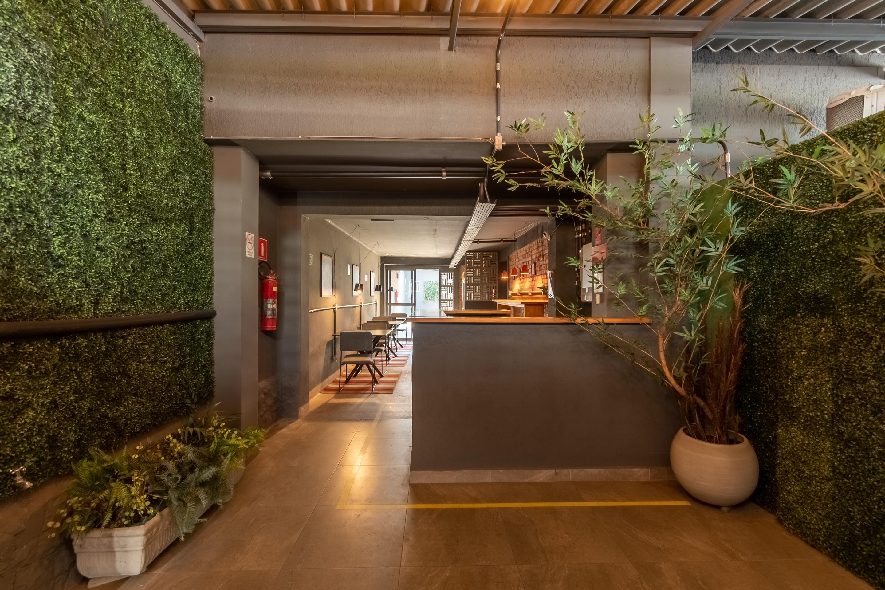 Oyo Massimo Brooklin, Hotel 3*