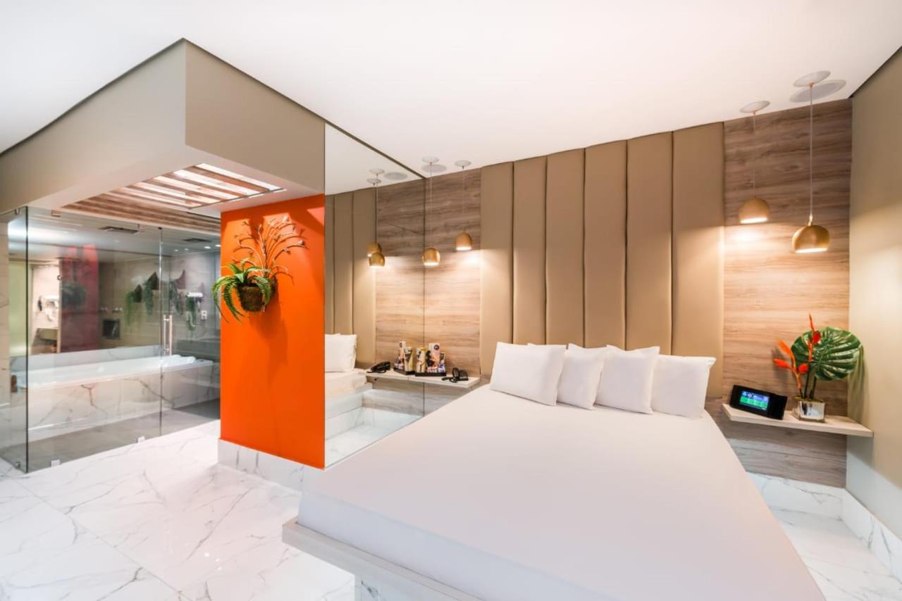 Hotel do amor Mood