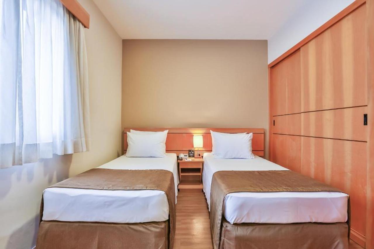 Hampton Park Jardins Hotel