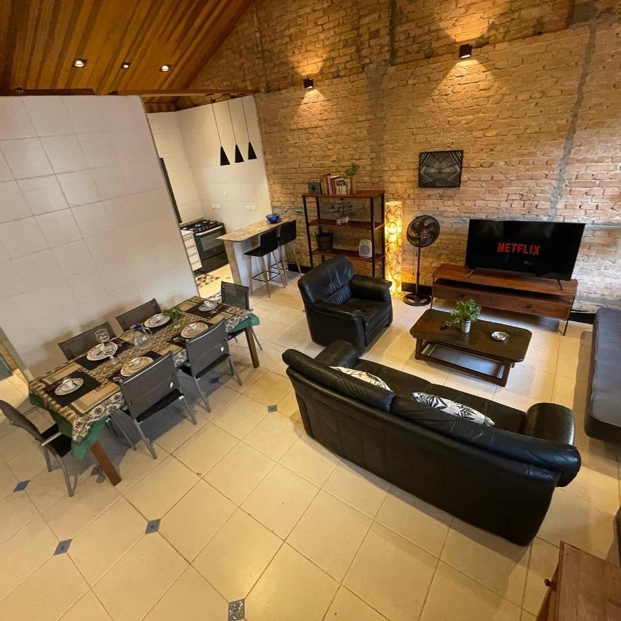 Casa De Tijolos Com Churrasqueira Fechada Pousada São Paulo